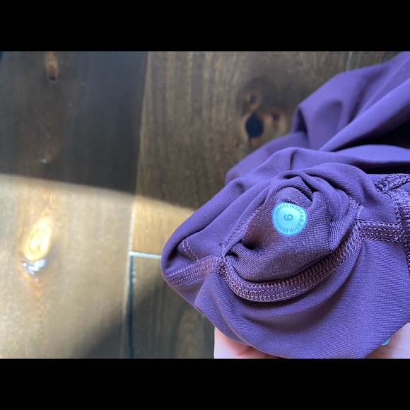 Lululemon Wunder Under High-Rise Tight 28” - Picture 2 of 4